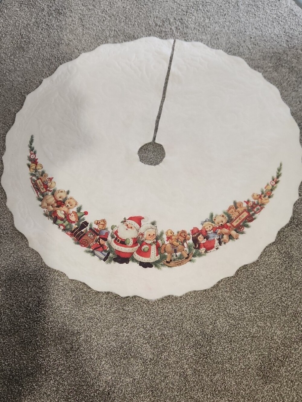 VINTAGE White Christmas Tree Skirt with Festive Toy Border